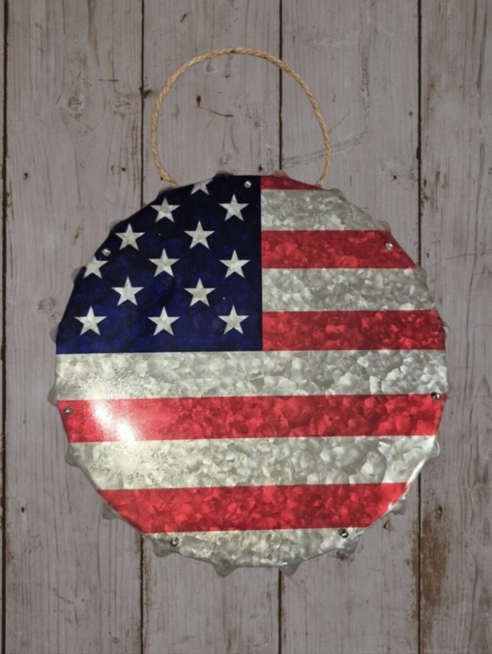 Large Metal Bottle Cap Light-Up American Flag Sign